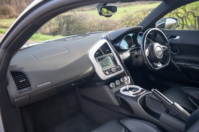Lot 51 - 2010 Audi R8 V10 Plus S Tronic