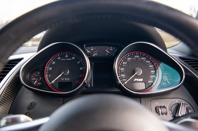 Lot 51 - 2010 Audi R8 V10 Plus S Tronic