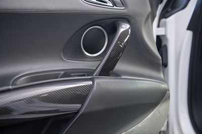 Lot 51 - 2010 Audi R8 V10 Plus S Tronic