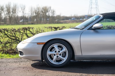 Lot 38 - 1998 Porsche Boxster