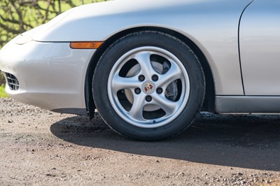 Lot 38 - 1998 Porsche Boxster