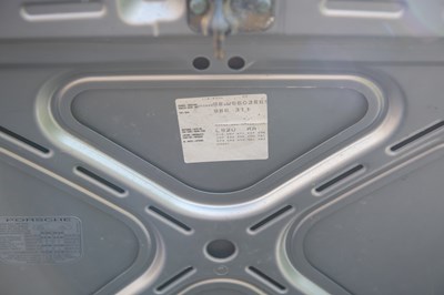 Lot 38 - 1998 Porsche Boxster