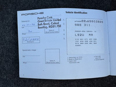 Lot 38 - 1998 Porsche Boxster