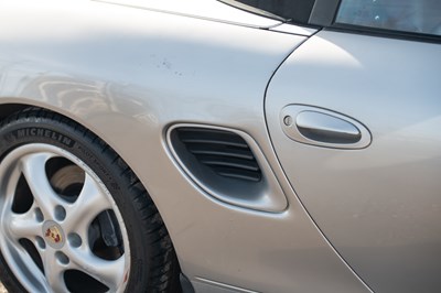 Lot 38 - 1998 Porsche Boxster