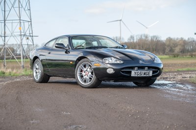 Lot 25 - 2001 Jaguar XK8 Coupe