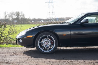 Lot 25 - 2001 Jaguar XK8 Coupe