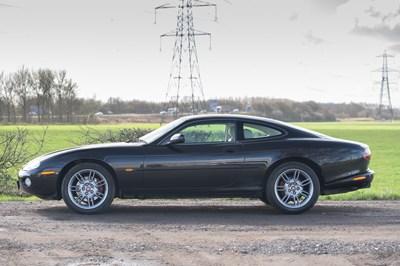 Lot 25 - 2001 Jaguar XK8 Coupe