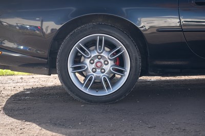 Lot 25 - 2001 Jaguar XK8 Coupe