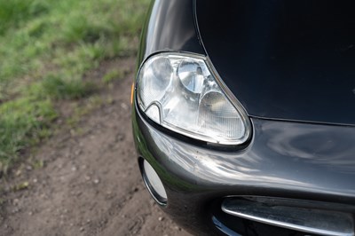 Lot 25 - 2001 Jaguar XK8 Coupe