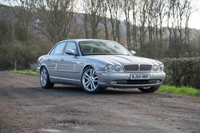 Lot 30 - 2004 Jaguar XJR Supercharged