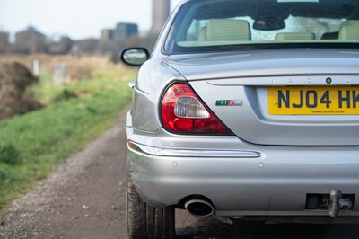 Lot 30 - 2004 Jaguar XJR Supercharged
