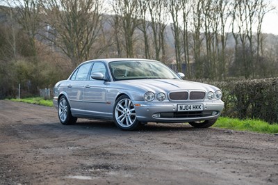 Lot 30 - 2004 Jaguar XJR Supercharged