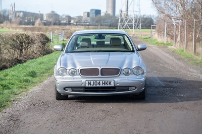 Lot 30 - 2004 Jaguar XJR Supercharged