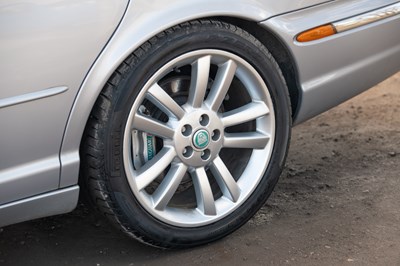 Lot 30 - 2004 Jaguar XJR Supercharged