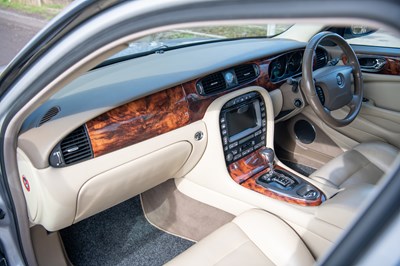 Lot 30 - 2004 Jaguar XJR Supercharged
