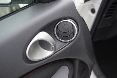 Lot 66 - 2014 Nissan 370Z NISMO