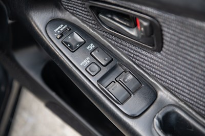 Lot 22 - 1998 Toyota MR2