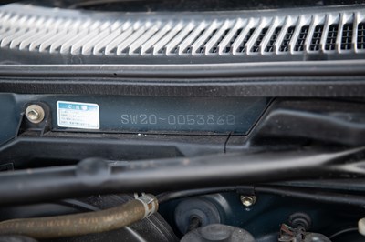 Lot 22 - 1998 Toyota MR2