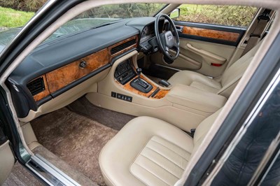 Lot 86 - 1987 Daimler 3.6 Litre