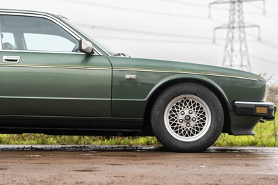 Lot 86 - 1987 Daimler 3.6 Litre