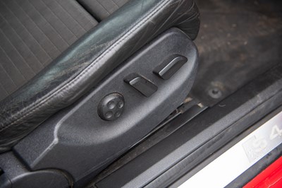 Lot 91 - 2003 Audi S4 Avant