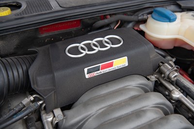 Lot 91 - 2003 Audi S4 Avant