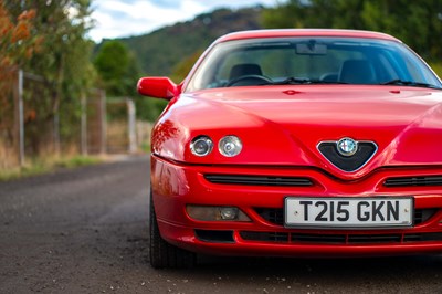 Lot 31 - 1999 Alfa Romeo GTV