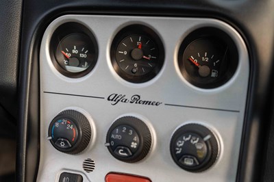 Lot 31 - 1999 Alfa Romeo GTV