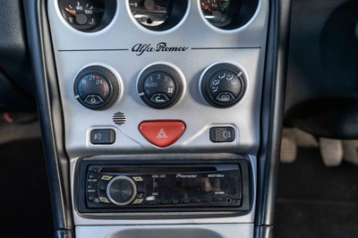 Lot 31 - 1999 Alfa Romeo GTV