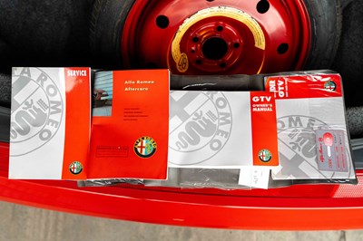 Lot 31 - 1999 Alfa Romeo GTV