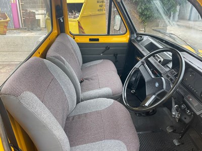 Lot 71 - 1983 Ford Transit Flatbed