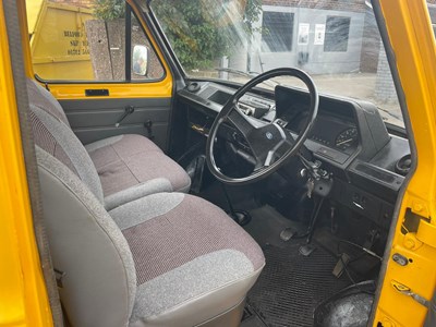 Lot 71 - 1983 Ford Transit Flatbed