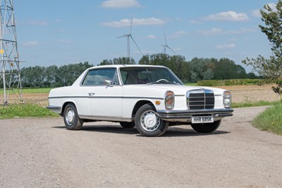 Lot 15 - 1971 Mercedes-Benz 250 CE