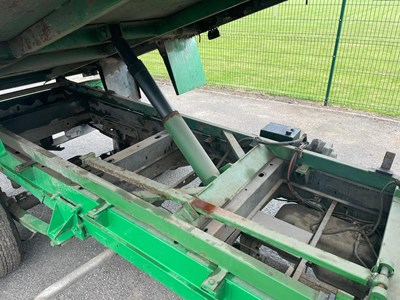 Lot 73 - 1997 Ford Transit Tipper