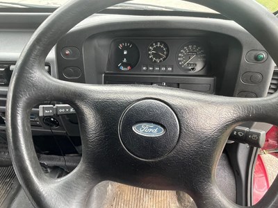 Lot 72 - 1993 Ford Transit 120 Custom Panel Van