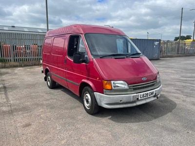 Lot 72 - 1993 Ford Transit 120 Custom Panel Van