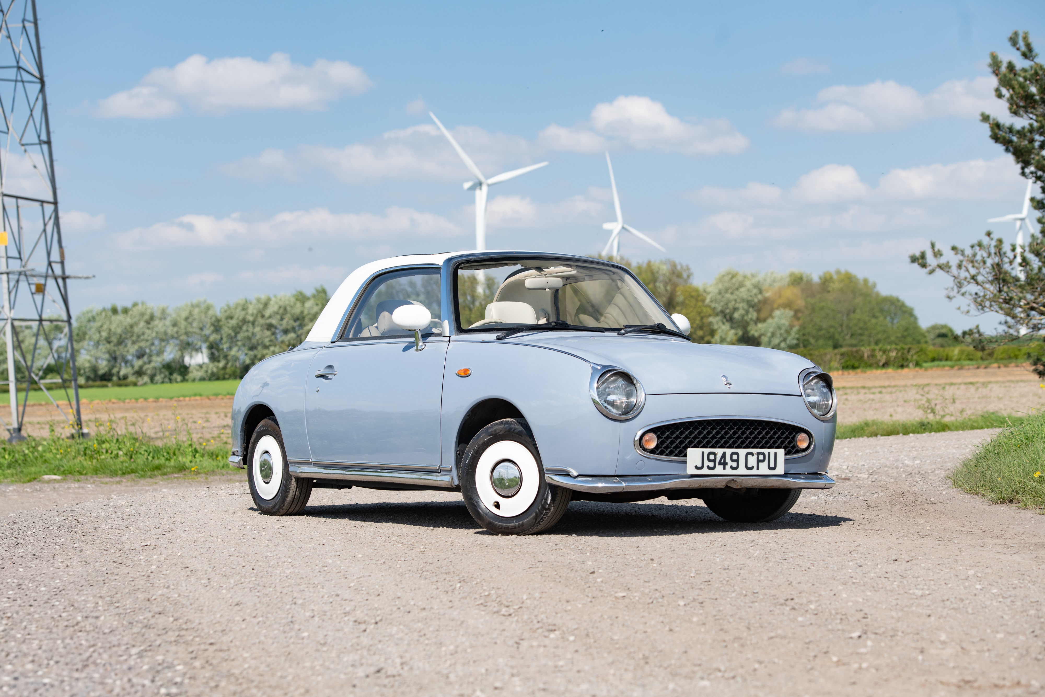 Lot 1 - 1992 Nissan Figaro