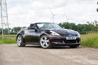 Lot 2010 Nissan 370Z Cabriolet