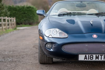 Lot 2 - 1999 Jaguar XKR Convertible