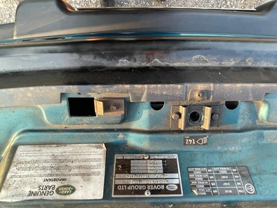 Lot 83 - 1998 Land Rover Discovery 1