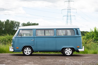 Lot 1998 Volkswagen Transporter T2