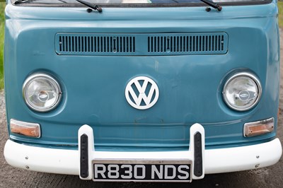 Lot 1998 Volkswagen Transporter T2