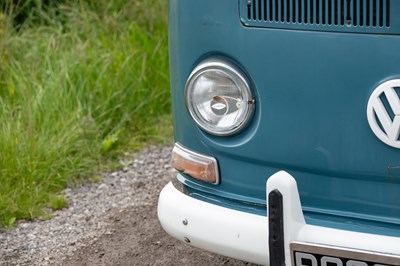 Lot 1998 Volkswagen Transporter T2