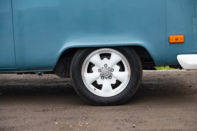 Lot 1998 Volkswagen Transporter T2