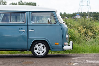 Lot 1998 Volkswagen Transporter T2