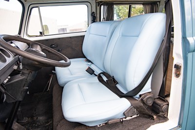 Lot 1998 Volkswagen Transporter T2