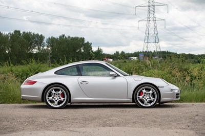 Lot 26 - 2005 Porsche 911 Carrera S