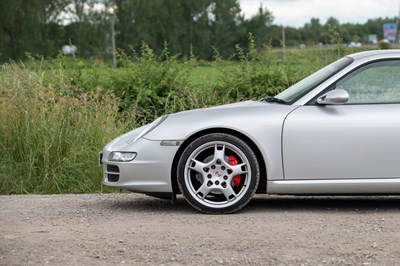 Lot 26 - 2005 Porsche 911 Carrera S