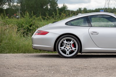 Lot 26 - 2005 Porsche 911 Carrera S