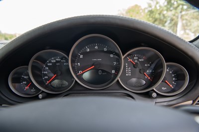 Lot 26 - 2005 Porsche 911 Carrera S